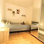 Apartment Le Cosy Colbert - T2 - Cathedrale - Wifi - Tv *